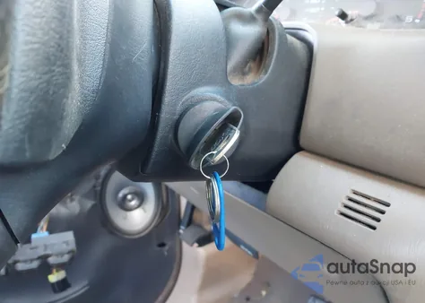 2003 Ford F-250 Lariat/Xl/Xlt from USA, damaged, VIN 1FTNW21P03EC49384